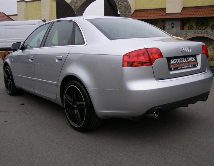 Audi A4 3