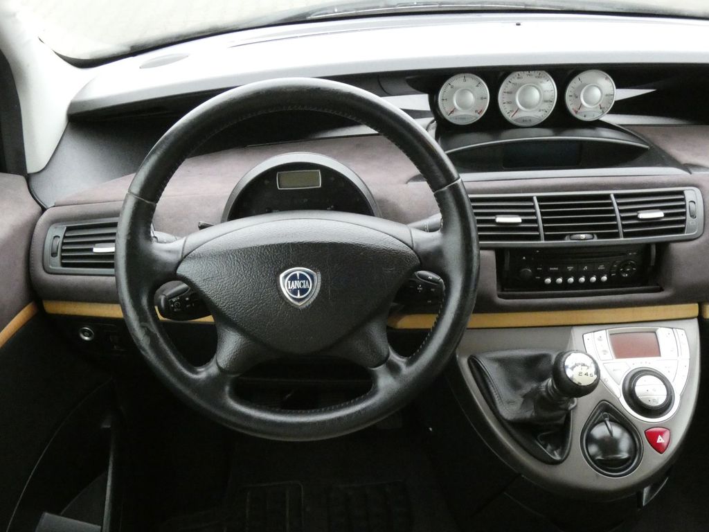 Lancia Phedra