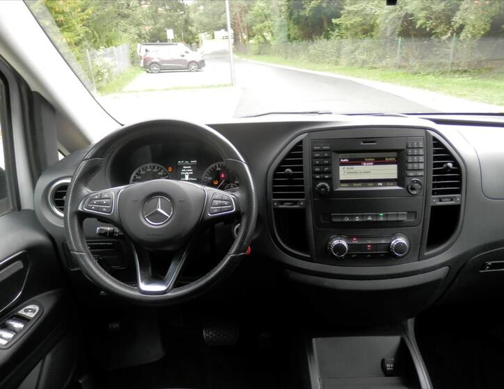 Mercedes-Benz Vito 25