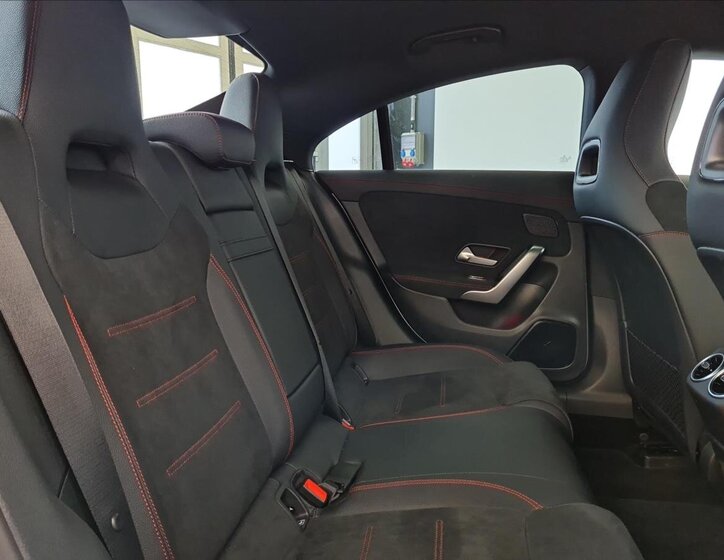 Mercedes-Benz CLA 19