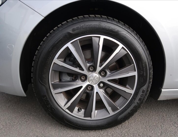 Peugeot 308 Kombi 2,0 l 110 kw