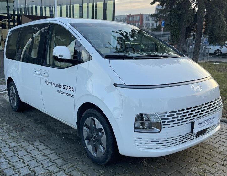 Hyundai Staria MPV 1,6 l 117 kw