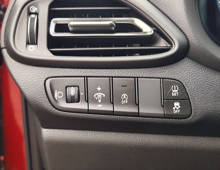 Hyundai i30 Kombi 1,5 l 103 kw