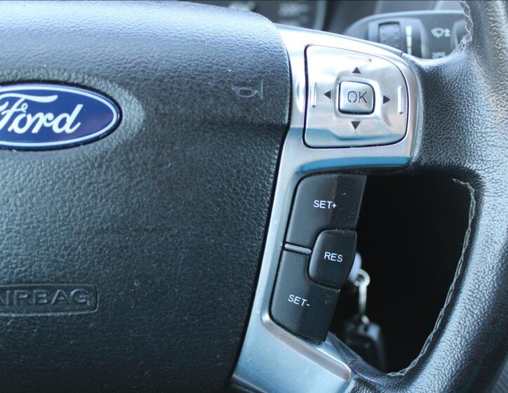 Ford Mondeo Liftback 1,6 l 118 kw