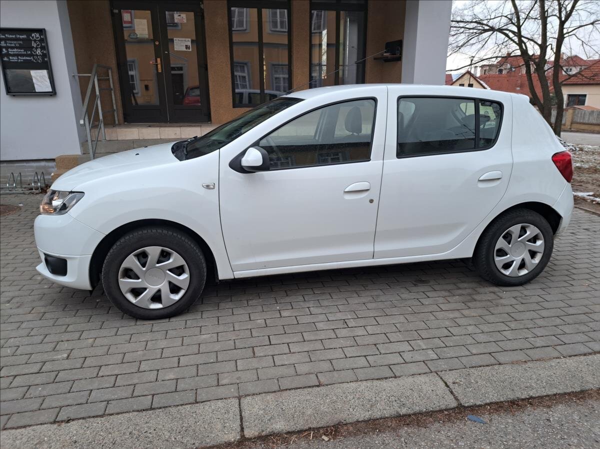 Dacia Sandero Hatchback 1,1 l 54 kw