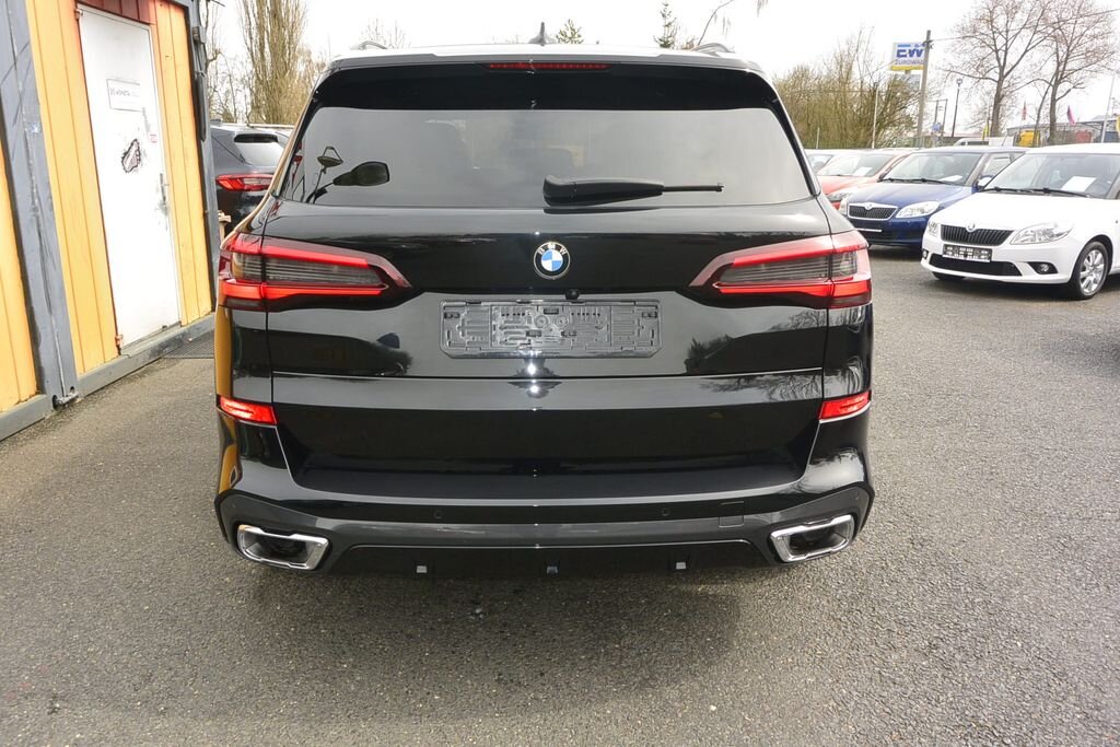 BMW X5 SUV / Terénní 3,0 l 250 kw