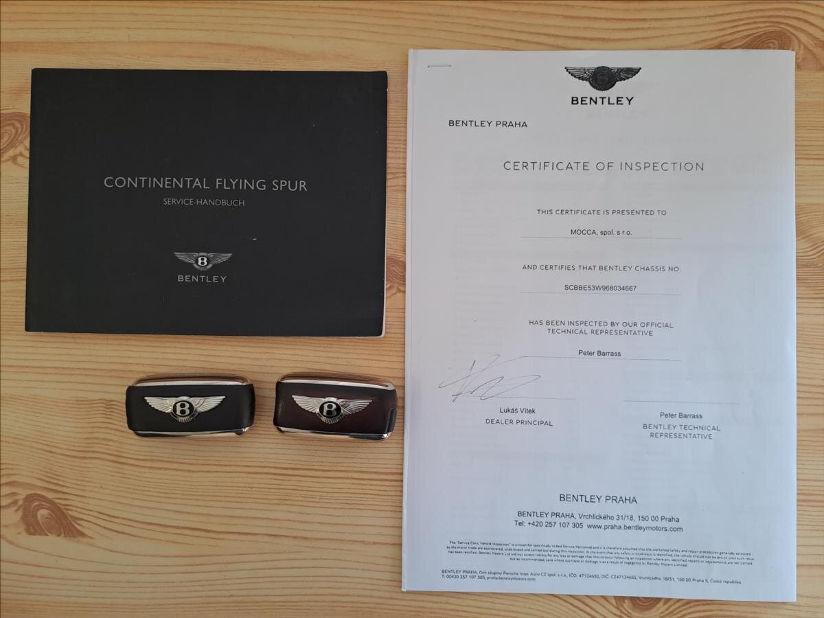 Bentley Continental Flying Spur Sedan / Limuzína 6,0 l 412 kw