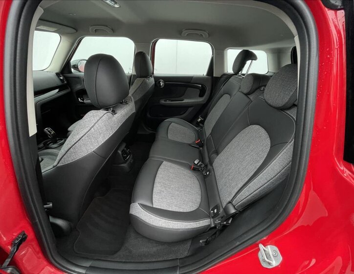 Mini Countryman SUV / Terénní 1,5 l 100 kw