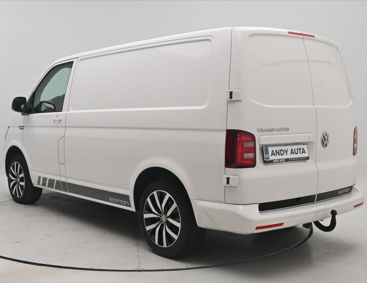 Volkswagen Transporter Skříň 2,0 l 110 kw