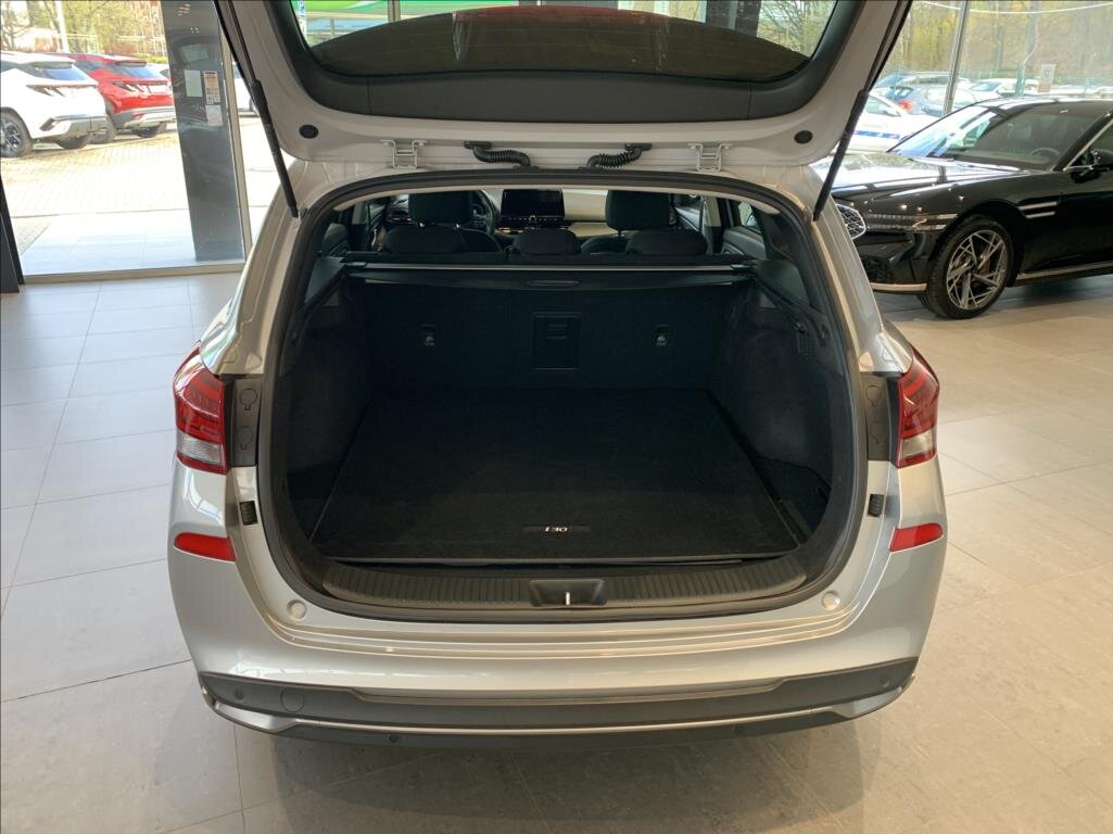 Hyundai i30 Kombi 998,0 73 kw