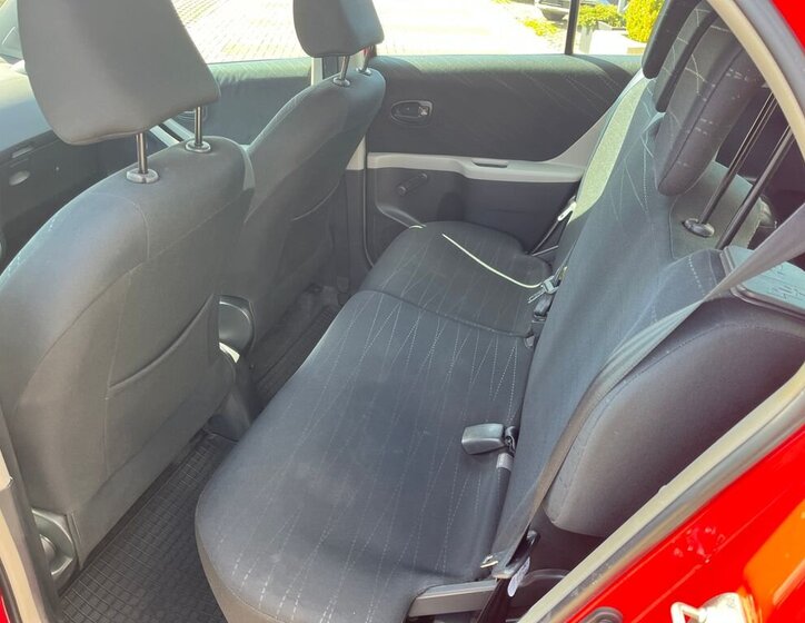Toyota Yaris Hatchback 1,3 l 64 kw