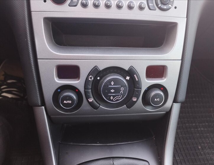 Peugeot 308 Kombi 1,6 l 80 kw