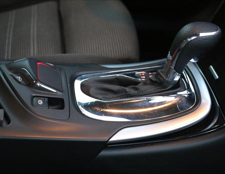 Opel Insignia Kombi 2,0 l 143 kw