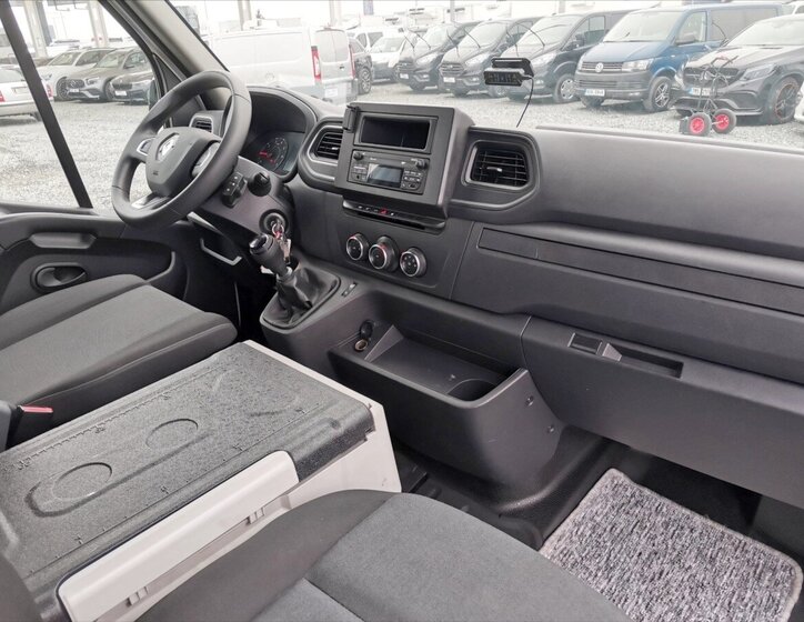 Renault Master Valník 2,3 l 120 kw