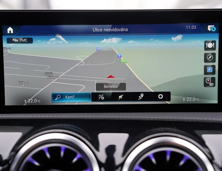 Mercedes-Benz CLA Sedan 2,0 l 340 kw