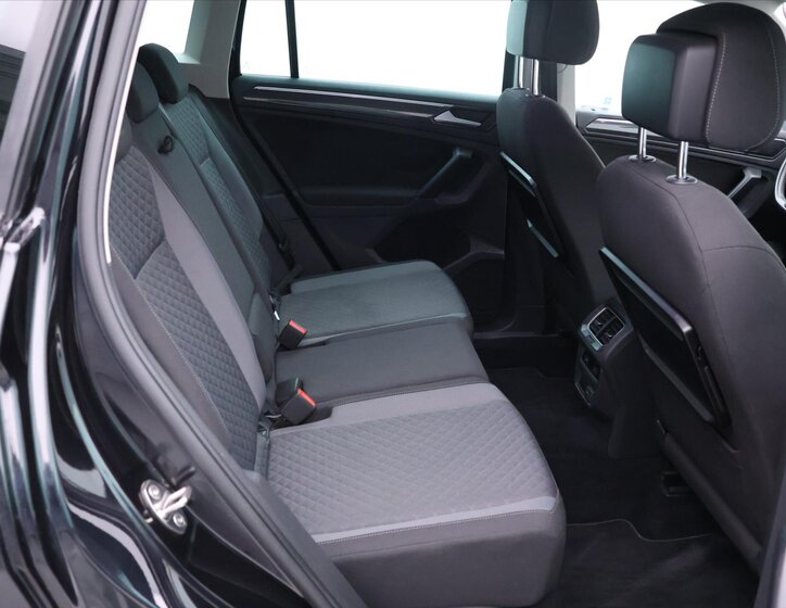 Volkswagen Tiguan SUV / Terénní 2,0 l 110 kw