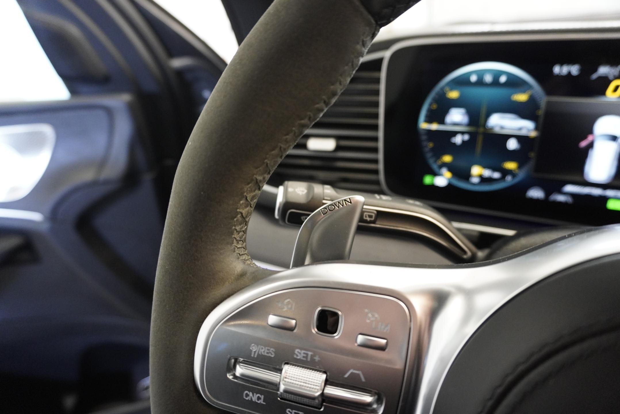 Mercedes-Benz GLS SUV / Terénní 4,0 l 450 kw