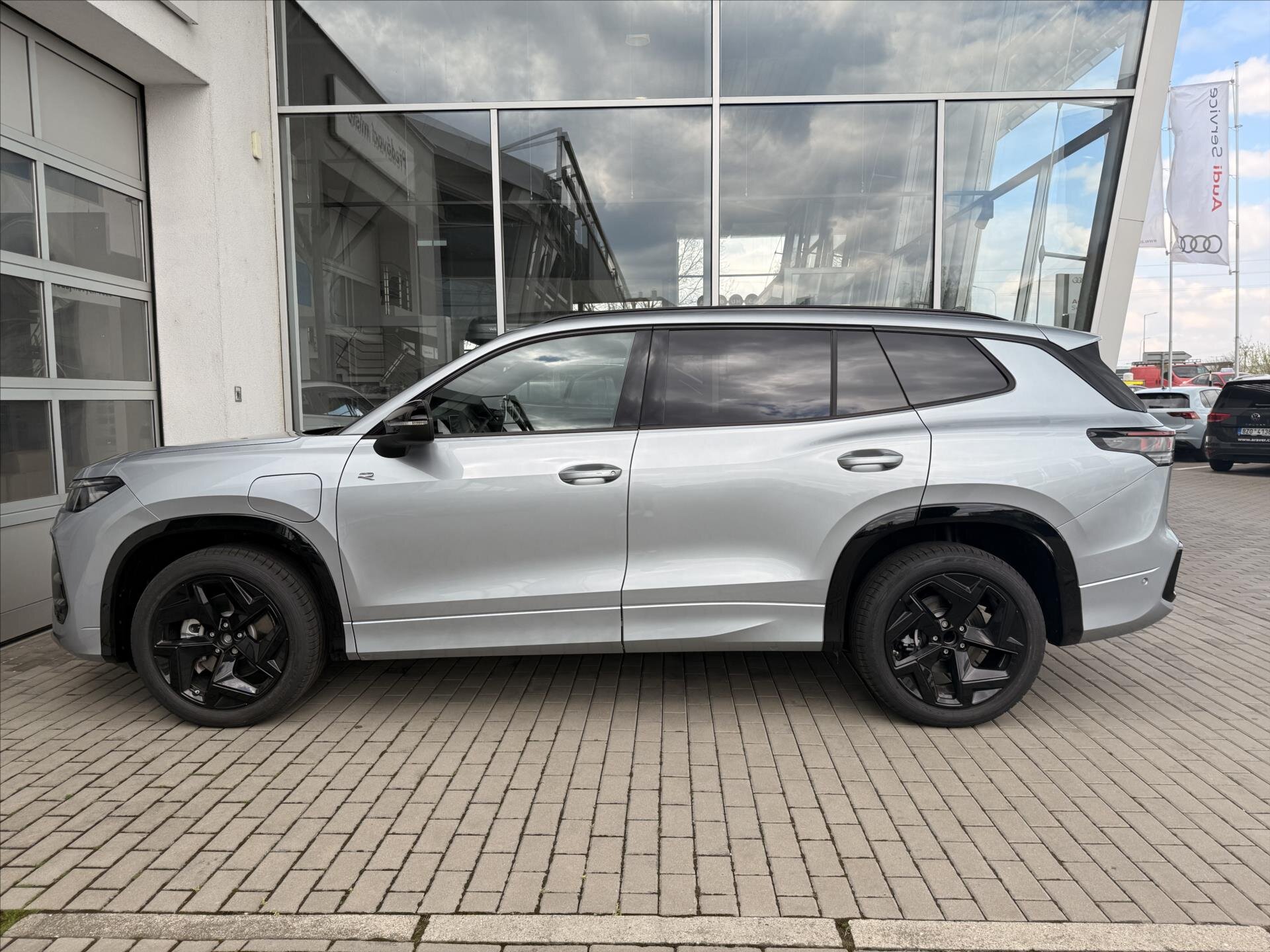 Volkswagen Tayron SUV / Terénní 1,5 l 150 kw