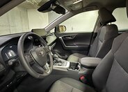 Toyota RAV4 SUV 2,5 l 163 kw