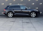 Audi Q7 4