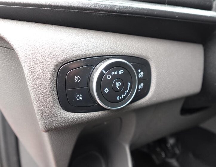 Ford Transit Custom Ostatní 2,0 l 77 kw