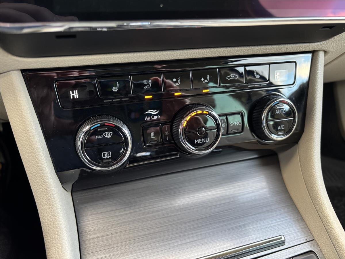 Škoda Superb Kombi 2,0 l 110 kw