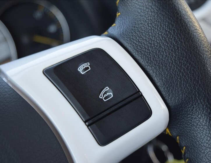 Toyota Yaris Hatchback 998,0 51 kw