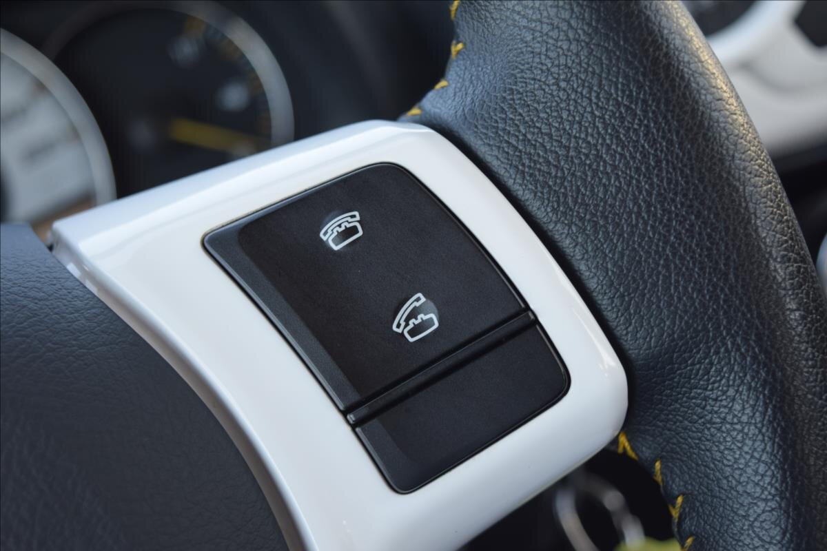 Toyota Yaris Hatchback 998,0 51 kw