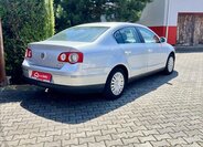 Volkswagen Passat Sedan 2,0 l 110 kw