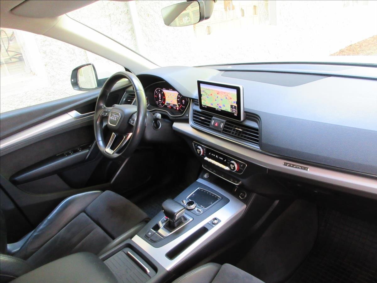 Audi Q5 SUV / Terénní 2,0 l 140 kw