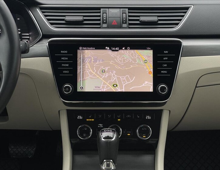 Škoda Superb Liftback 1,5 l 110 kw