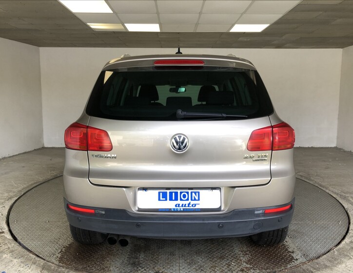 Volkswagen Tiguan 6