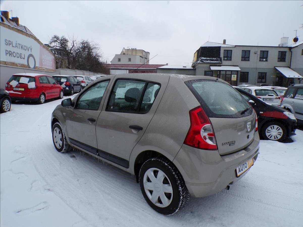 Dacia Sandero Hatchback 1,1 l 55 kw