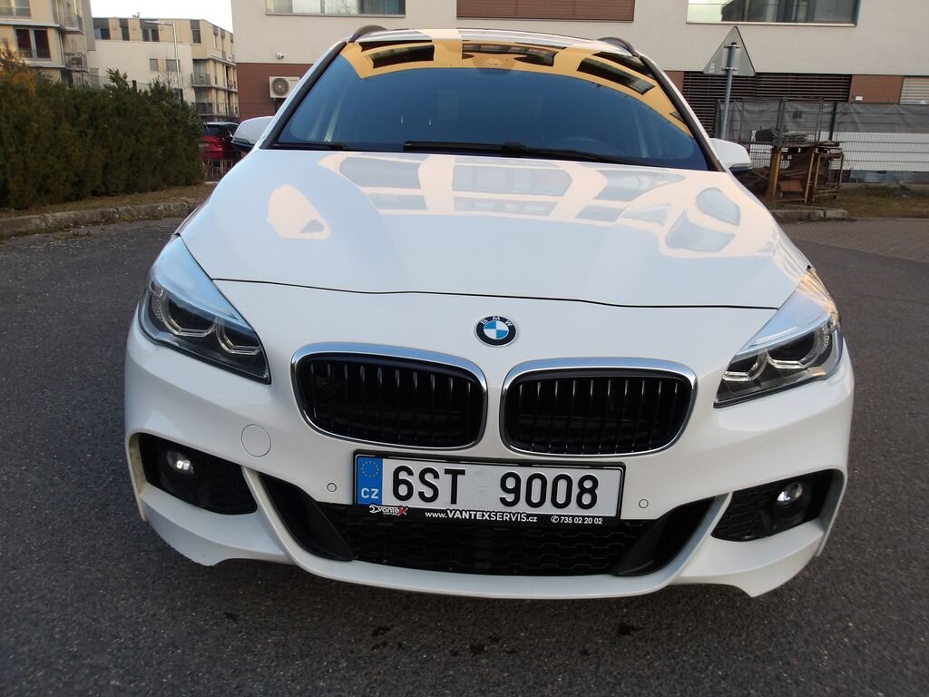 BMW Řada 2 Kombi 2,0 l 141 kw
