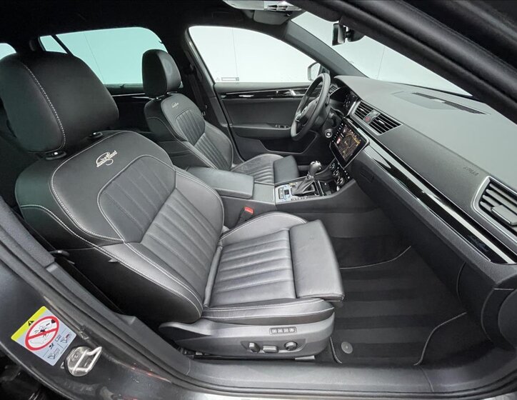 Škoda Superb 19