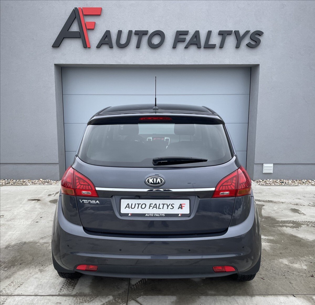 KIA Venga Sedan 1,6 l 91 kw