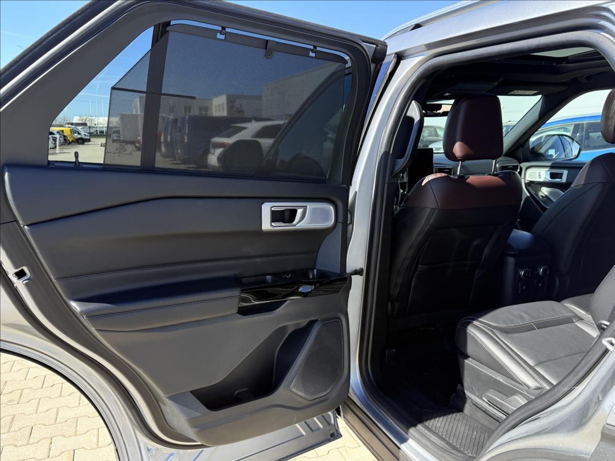 Ford Explorer SUV / Terénní 3,0 l 336 kw