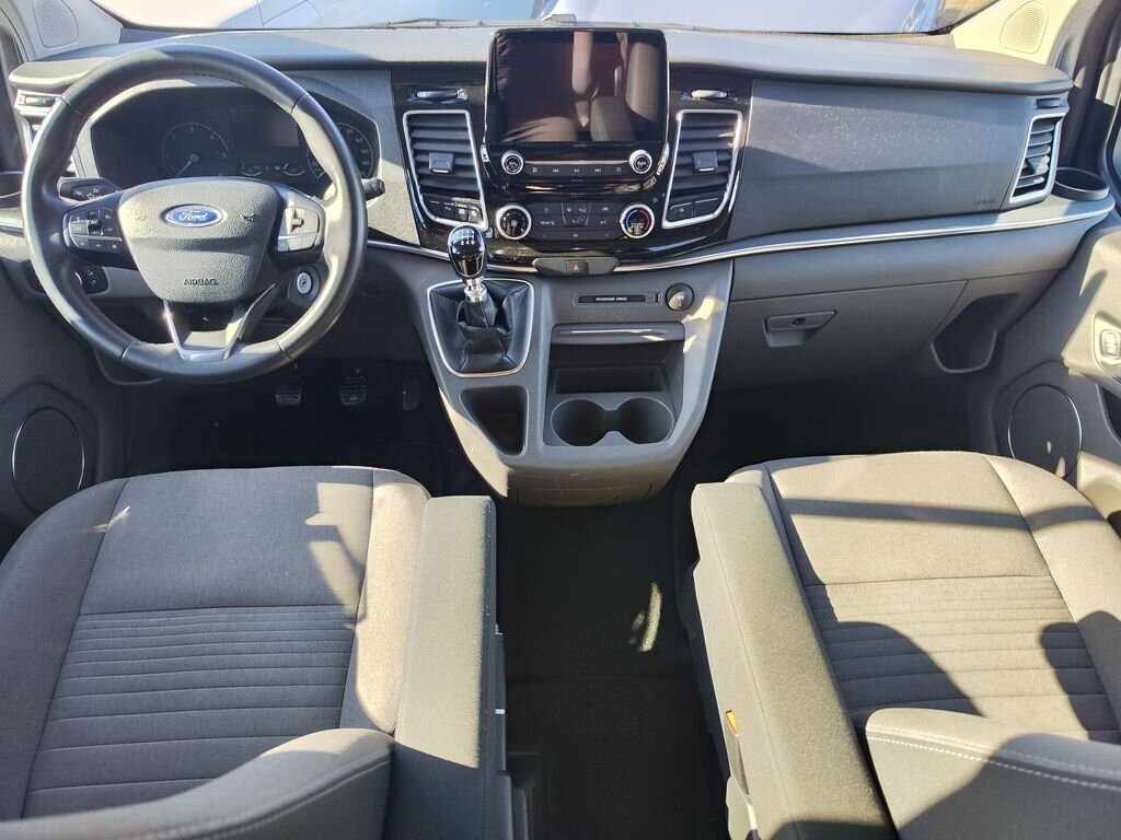 Ford Tourneo Custom VAN / Minibus 2,0 l 110 kw