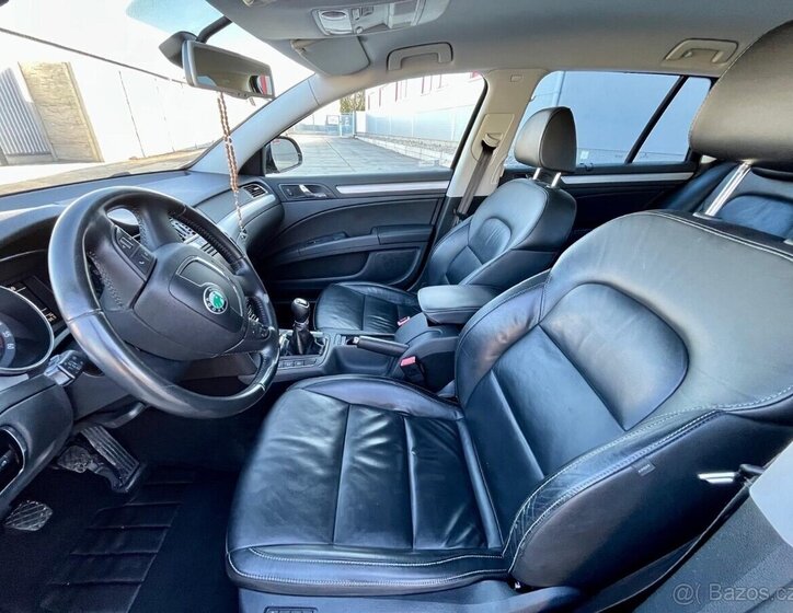 Škoda Superb Kombi 0,0 0