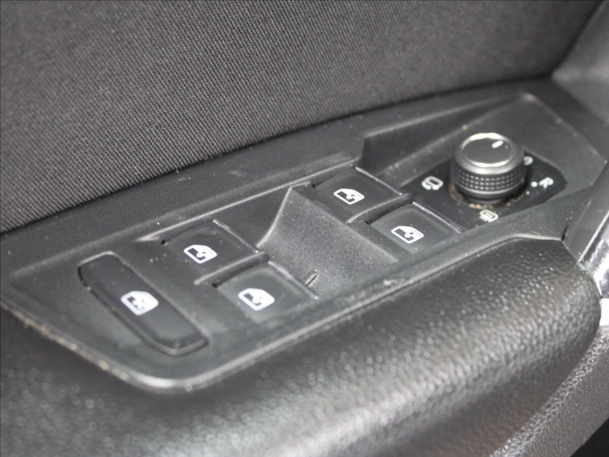 Volkswagen Tiguan SUV 2,0 l 110 kw