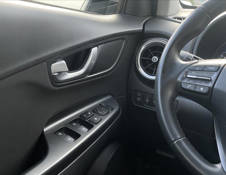 Hyundai Kona SUV / Terénní 998,0 88 kw