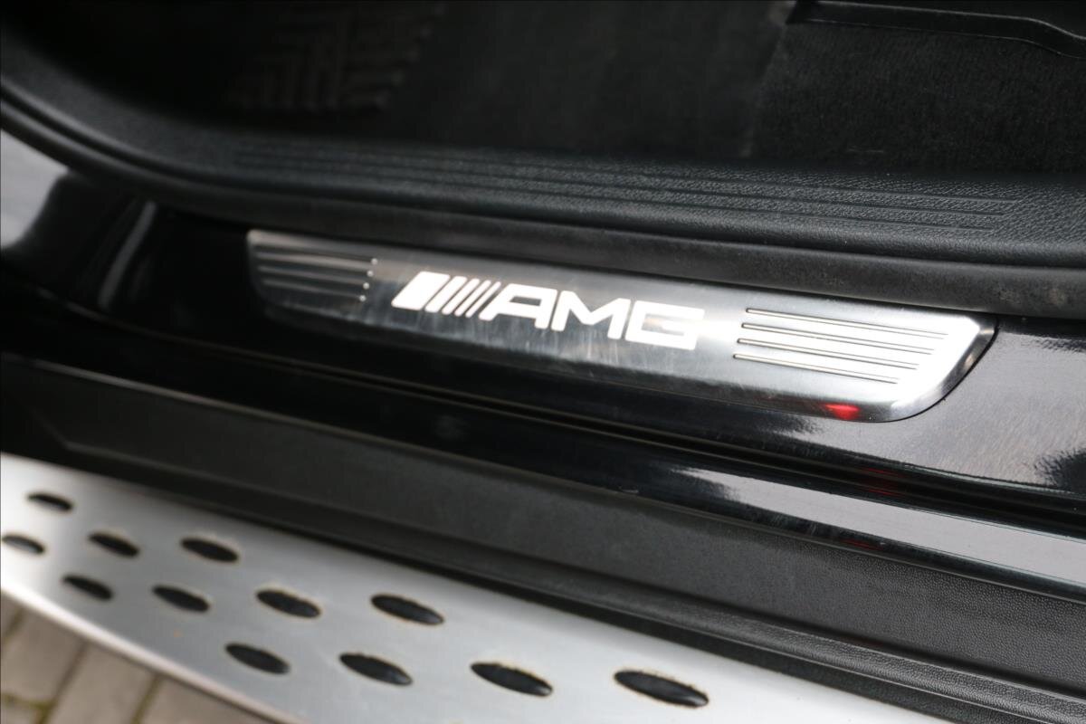 Mercedes-Benz GLC SUV 3,0 l 270 kw