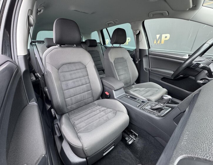 Volkswagen Golf Kombi 1,6 l 85 kw