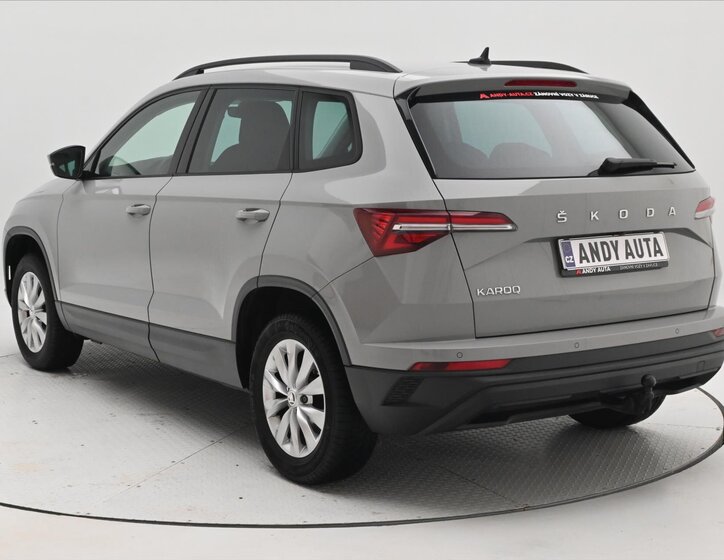 Škoda Karoq SUV 999,0 81 kw