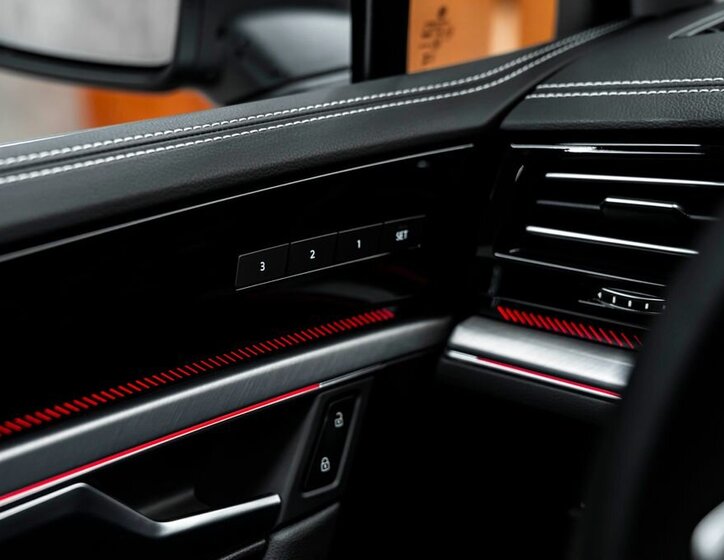 Volkswagen Touareg SUV 3,0 l 210 kw