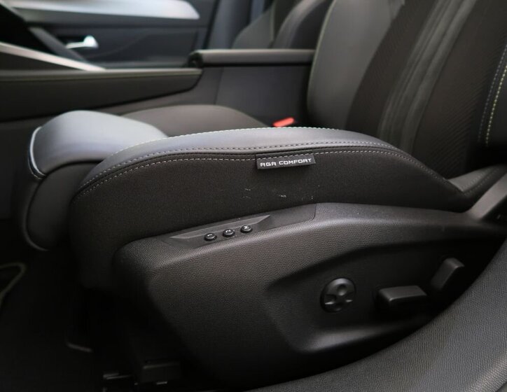 Peugeot 308 Kombi 1,2 l 100 kw