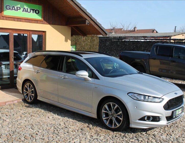 Ford Mondeo Kombi 2,0 l 132 kw