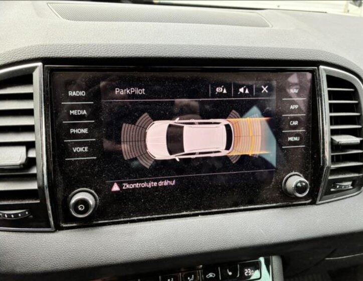 Škoda Karoq SUV / Terénní 2,0 l 110 kw