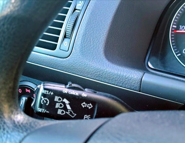 Volkswagen Touran MPV 1,9 l 77 kw