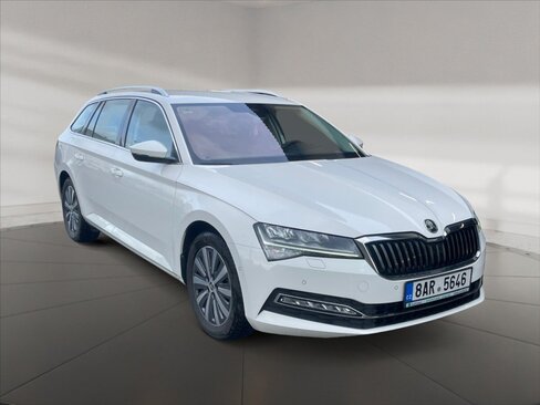 Škoda Superb Kombi 2,0 l 110 kw